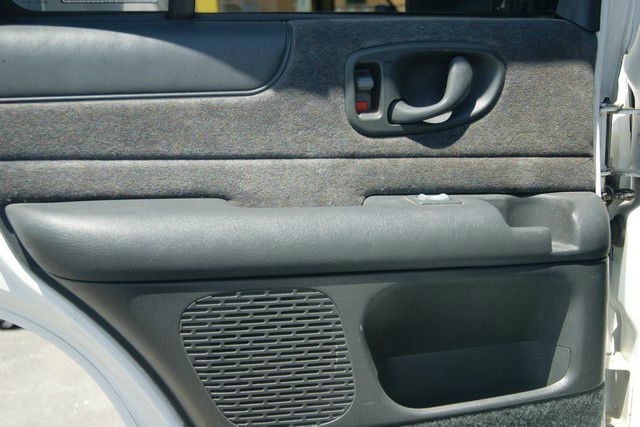 1998 Chevrolet Blazer Crew Denali