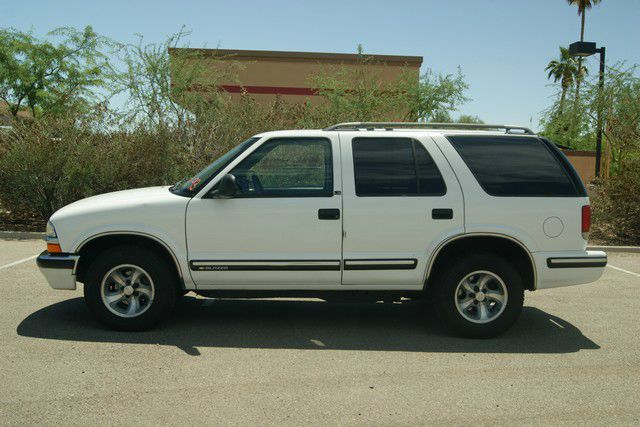 1998 Chevrolet Blazer Crew Denali