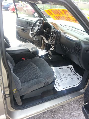 1999 Chevrolet Blazer Camry LE