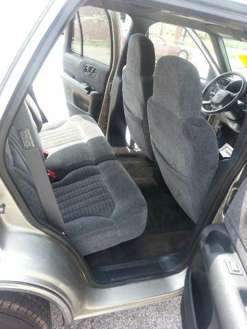 1999 Chevrolet Blazer Camry LE