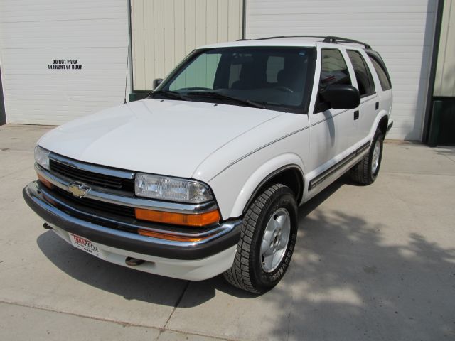 1999 Chevrolet Blazer Camry LE