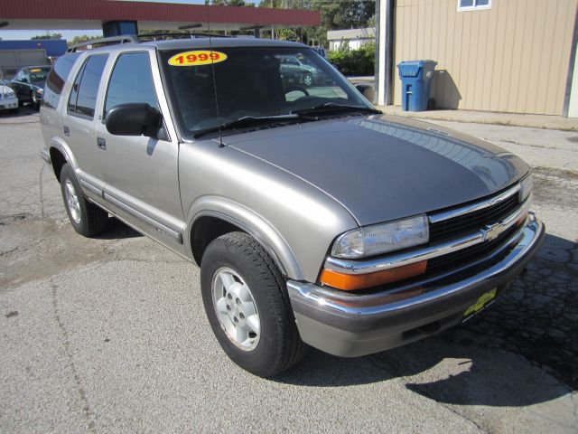1999 Chevrolet Blazer Camry LE