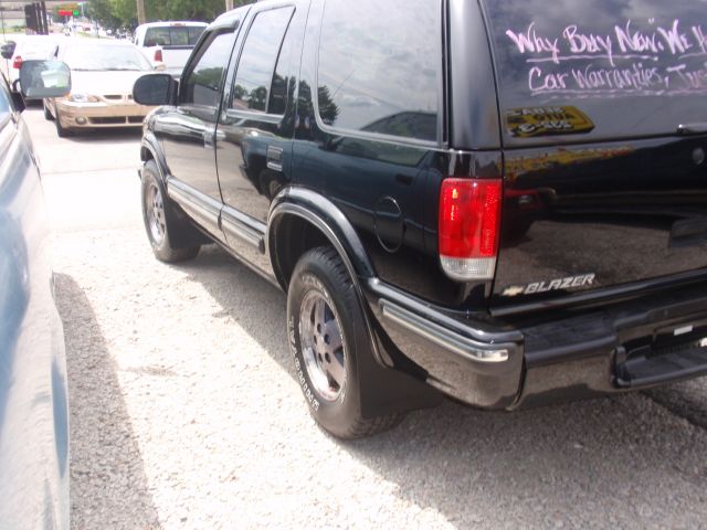 1999 Chevrolet Blazer Camry LE