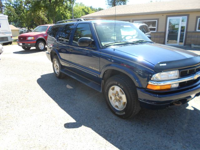 1999 Chevrolet Blazer Luxury 4WD W/ RES