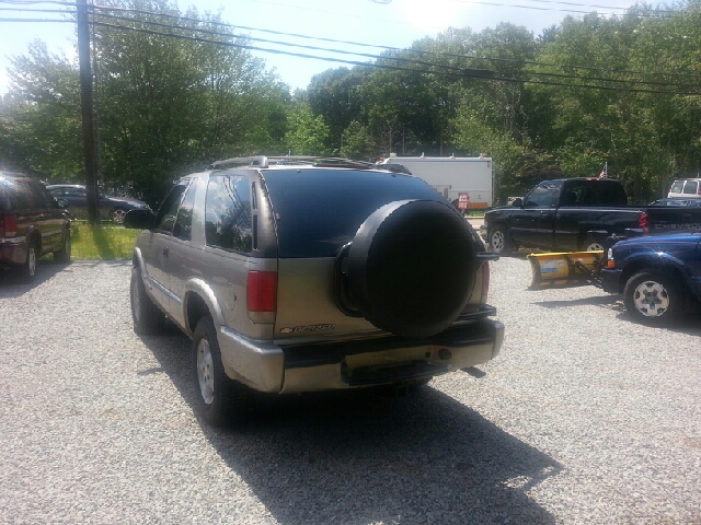 1999 Chevrolet Blazer Luxury 4WD W/ RES