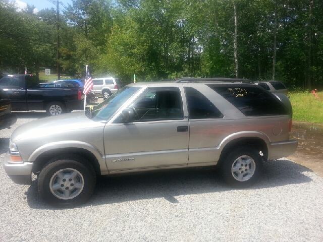 1999 Chevrolet Blazer Luxury 4WD W/ RES