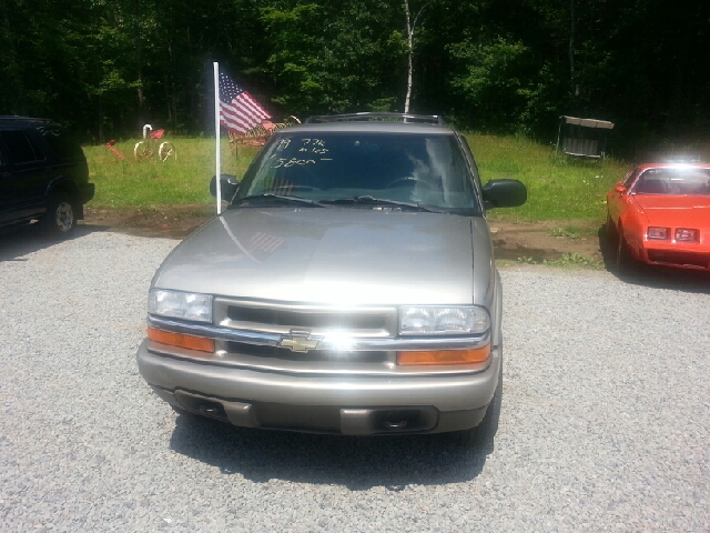 1999 Chevrolet Blazer Luxury 4WD W/ RES