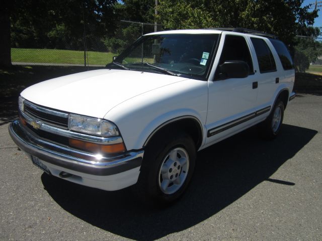 1999 Chevrolet Blazer Camry LE
