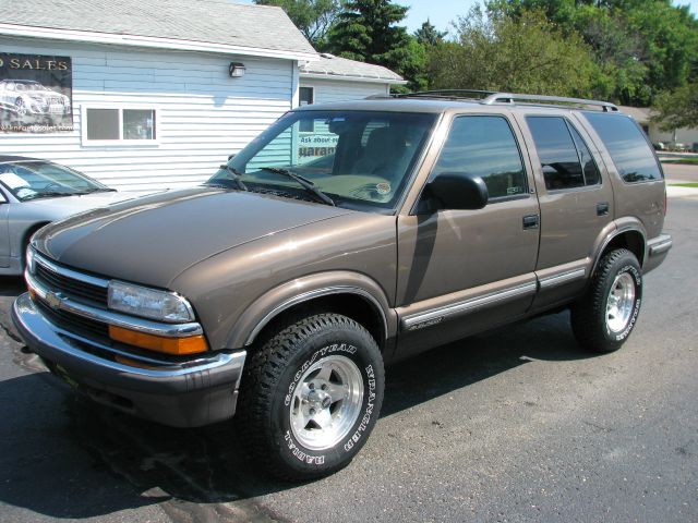 1999 Chevrolet Blazer Camry LE