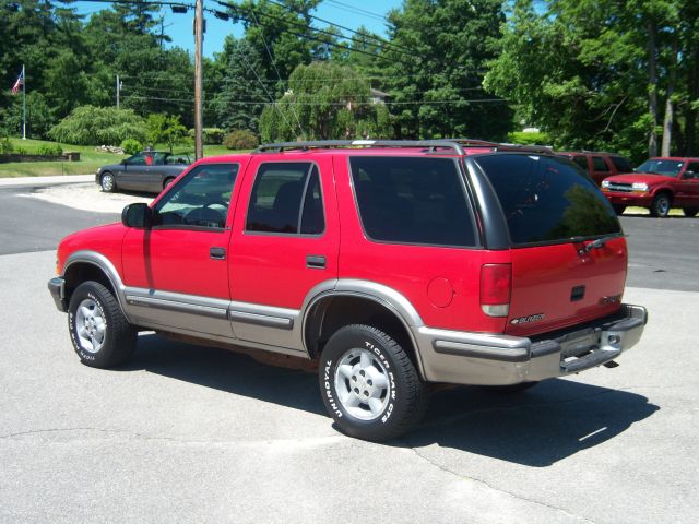 1999 Chevrolet Blazer Camry LE
