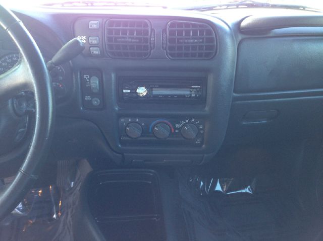 1999 Chevrolet Blazer Camry LE