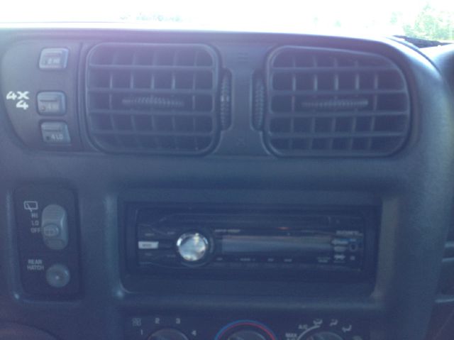 1999 Chevrolet Blazer Camry LE