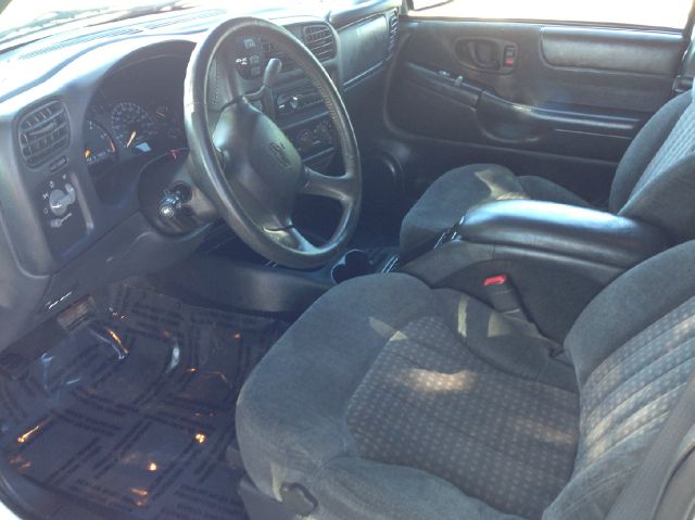 1999 Chevrolet Blazer Camry LE