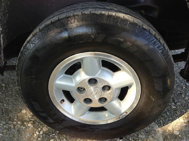 1999 Chevrolet Blazer Camry LE