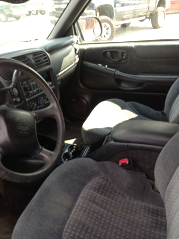 1999 Chevrolet Blazer Laramie Heavy DUTY Dually