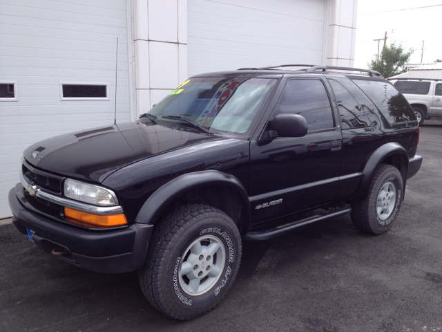 1999 Chevrolet Blazer 7 Passenger Quad Seating 4 Door