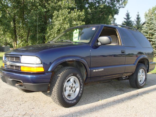 2000 Chevrolet Blazer Laramie Heavy DUTY Dually