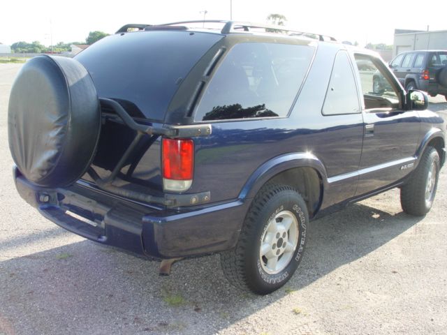 2000 Chevrolet Blazer Laramie Heavy DUTY Dually