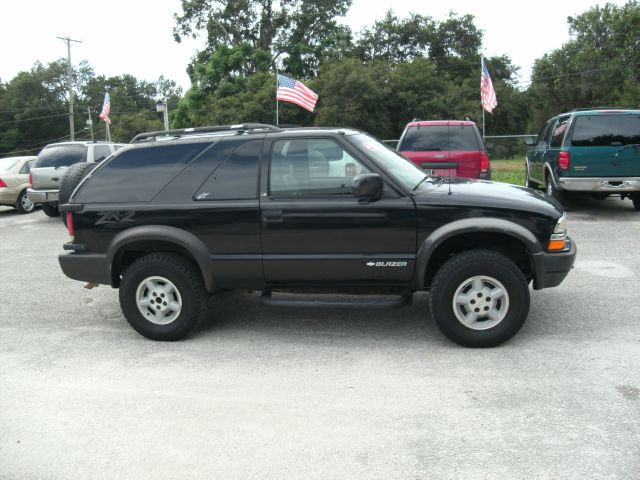 2000 Chevrolet Blazer Laramie Heavy DUTY Dually
