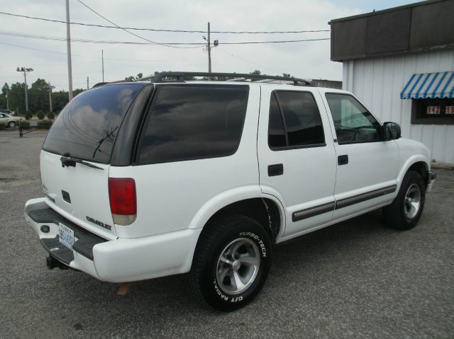 2000 Chevrolet Blazer Hatchback 4door