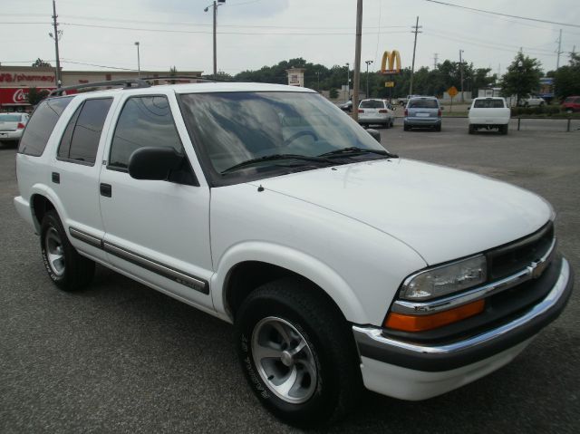 2000 Chevrolet Blazer Hatchback 4door