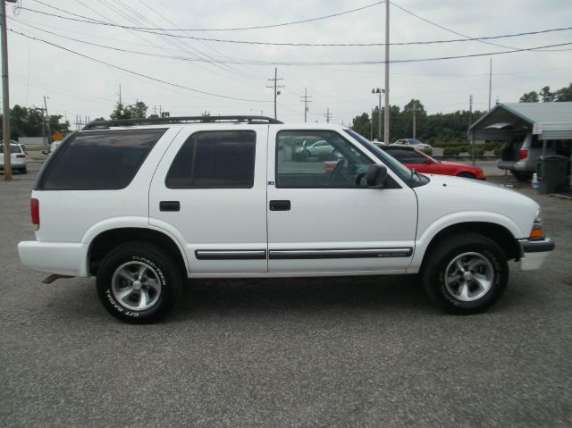 2000 Chevrolet Blazer Hatchback 4door