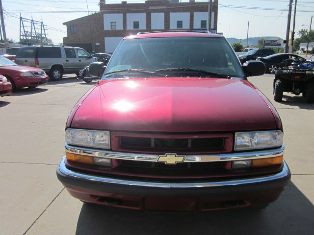 2000 Chevrolet Blazer Luxury 4WD W/ RES