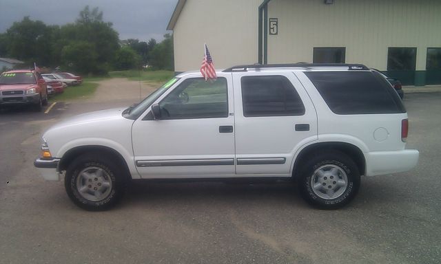 2000 Chevrolet Blazer Camry LE