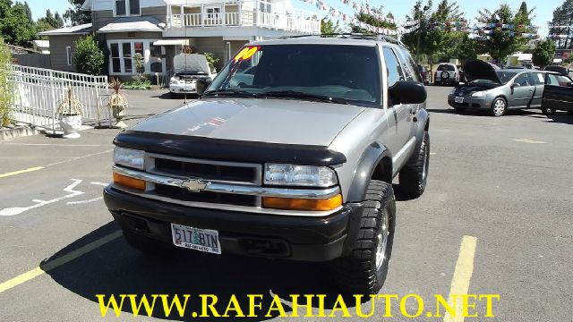 2000 Chevrolet Blazer Laramie Heavy DUTY Dually