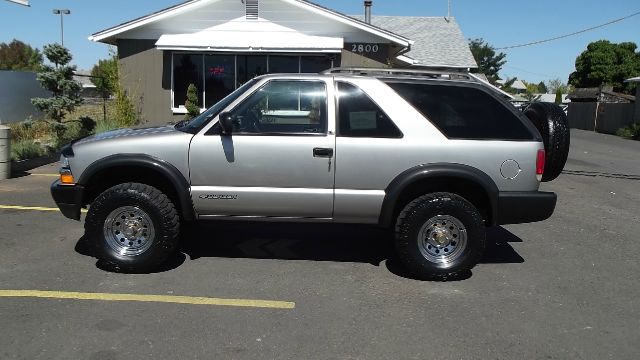2000 Chevrolet Blazer Laramie Heavy DUTY Dually