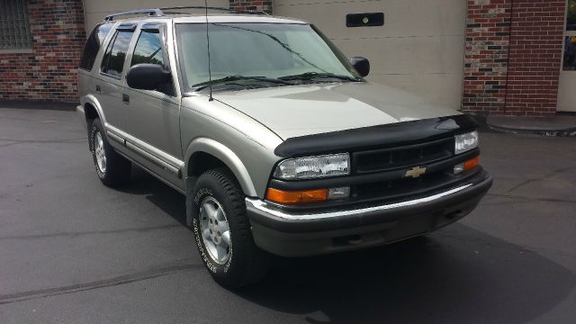 2000 Chevrolet Blazer Camry LE
