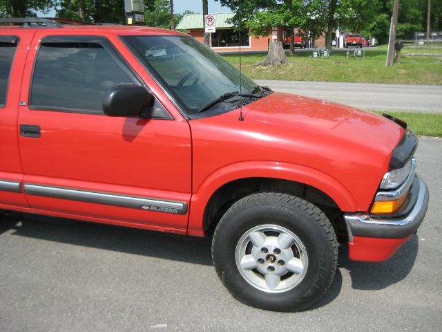 2000 Chevrolet Blazer Camry LE