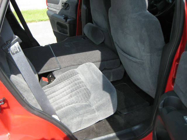 2000 Chevrolet Blazer Camry LE