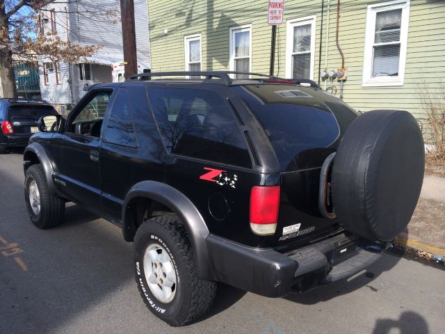 2000 Chevrolet Blazer Laramie Heavy DUTY Dually