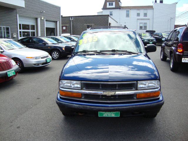 2000 Chevrolet Blazer Camry LE