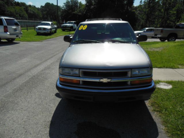 2000 Chevrolet Blazer Laramie Heavy DUTY Dually