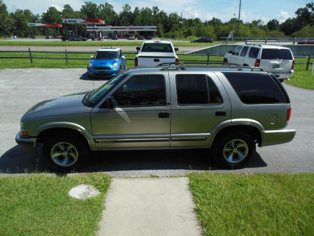 2000 Chevrolet Blazer Laramie Heavy DUTY Dually