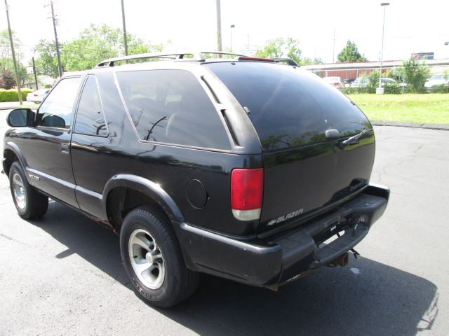 2000 Chevrolet Blazer 2WD QUAD CAB 140.5 ST