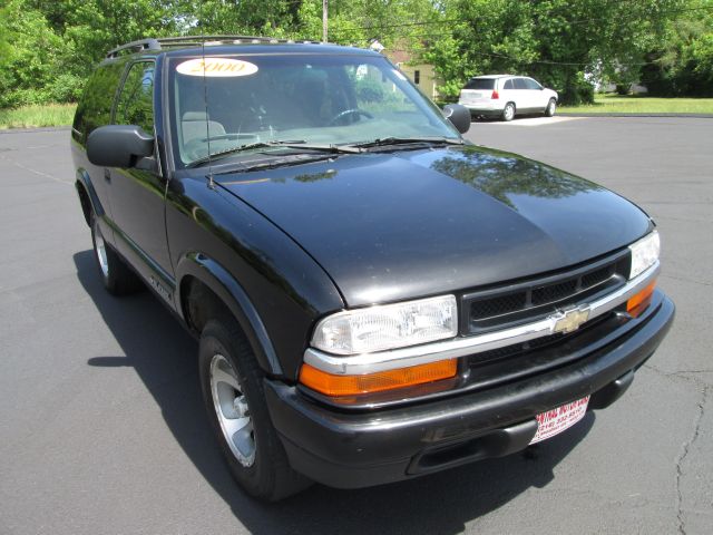 2000 Chevrolet Blazer 2WD QUAD CAB 140.5 ST