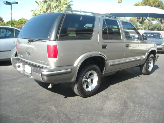 2000 Chevrolet Blazer EXT CAB XLT 4X4 4.