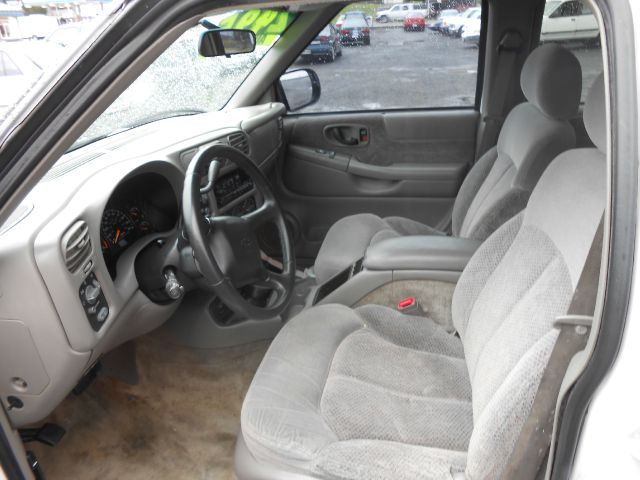 2000 Chevrolet Blazer Laramie Heavy DUTY Dually