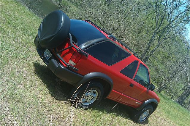 2000 Chevrolet Blazer 4dr Sdn SL Auto Sedan