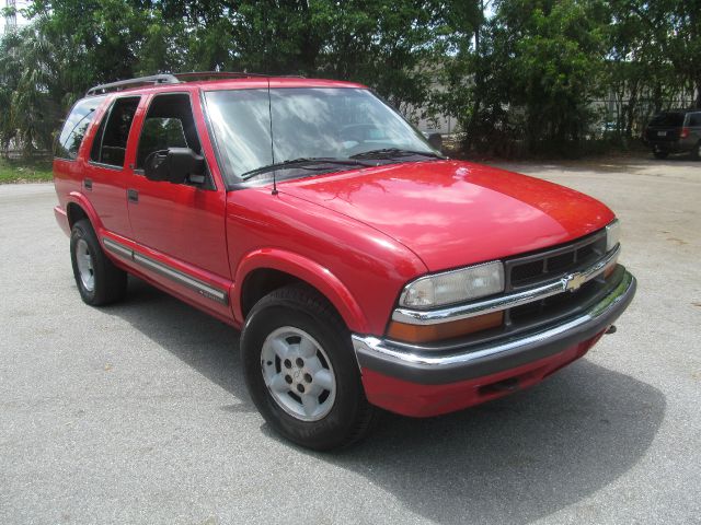 2000 Chevrolet Blazer Camry LE