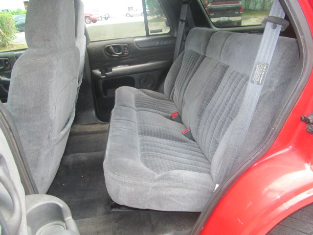 2000 Chevrolet Blazer Camry LE