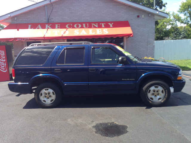 2000 Chevrolet Blazer Luxury 4WD W/ RES