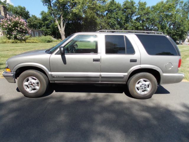 2000 Chevrolet Blazer Seville STS