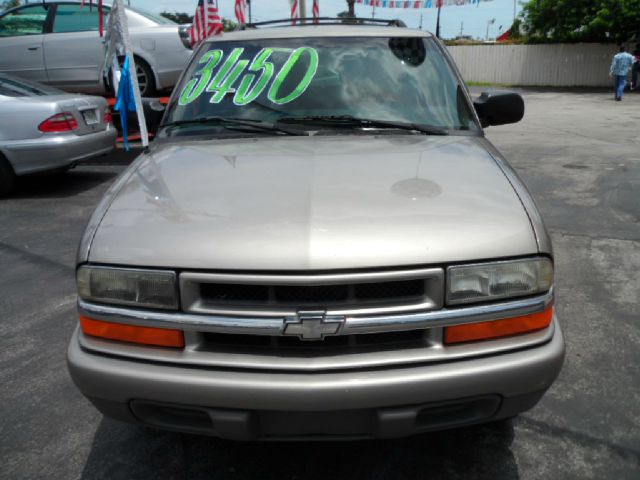 2000 Chevrolet Blazer 2WD QUAD CAB 140.5 ST