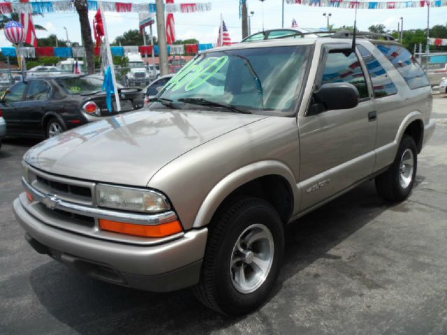 2000 Chevrolet Blazer 2WD QUAD CAB 140.5 ST