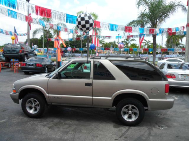2000 Chevrolet Blazer 2WD QUAD CAB 140.5 ST
