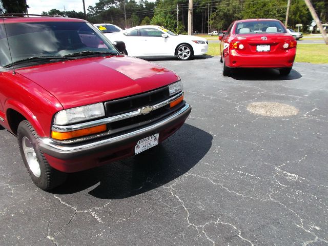 2000 Chevrolet Blazer 2WD QUAD CAB 140.5 ST